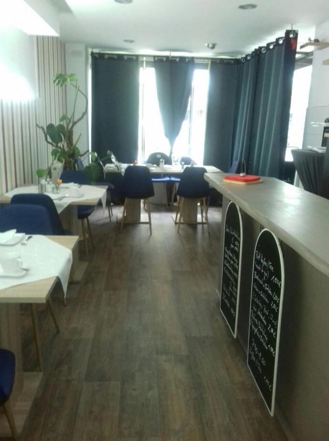 Pension Zum Blumchen Schwerin  Dış mekan fotoğraf